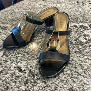 Sandals 8.5 never worn